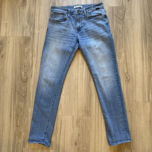 Mavi Jake 31x32 Men's Slim Leg Light Wash Blue Jeans Stretch Flex Excellent EUC
